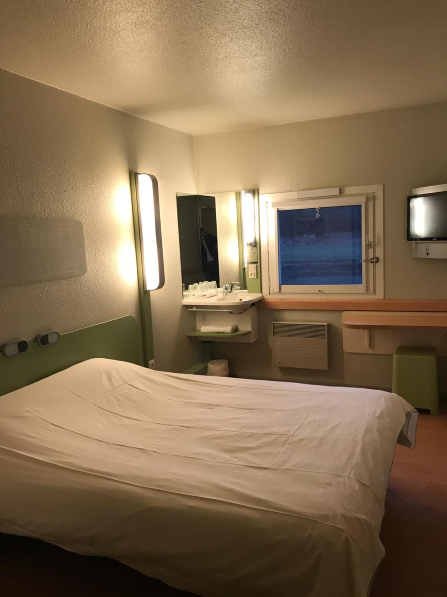Ibis Budget L'Isle Adam מראה חיצוני תמונה